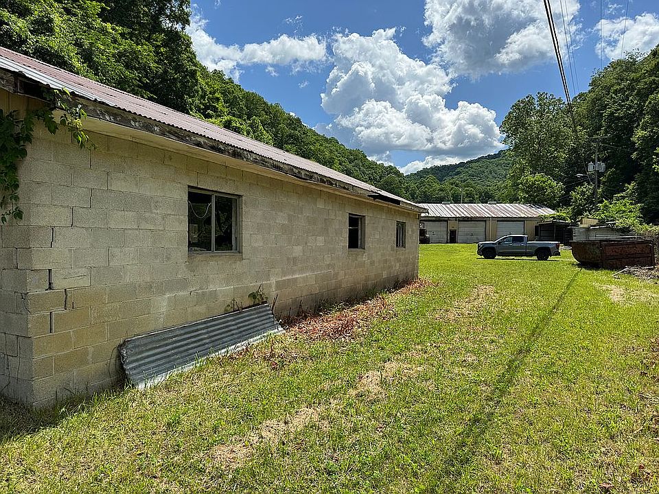 2nd image of 283 Duncan Fork Rd