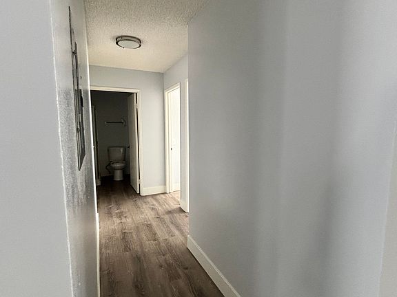 5th image of 2649 Marengo St APT 5