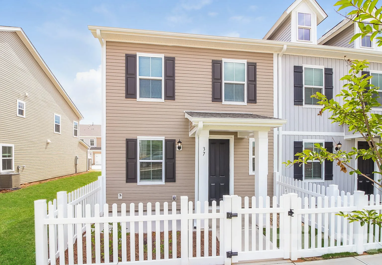 37 Red Bank Road Simpsonville SC — Photo 1