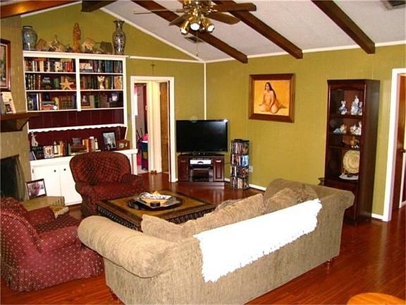 5th image of 2214 N Fountain Valley Dr