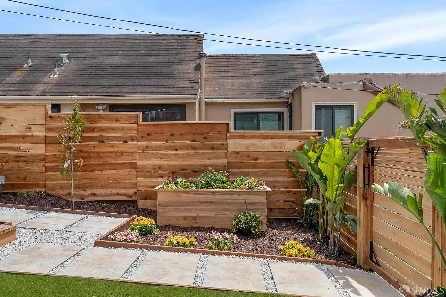 726 Joost Ave - Photo 3