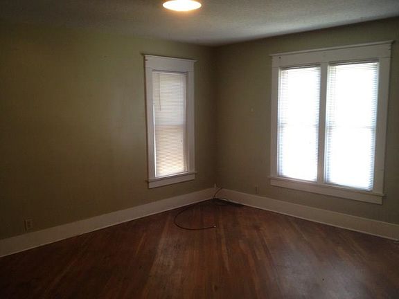 2nd image of 220 S Gharkey St