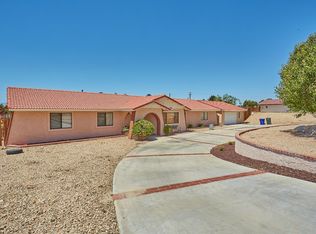 15086 Tuscola Rd, Apple Valley, CA 92307