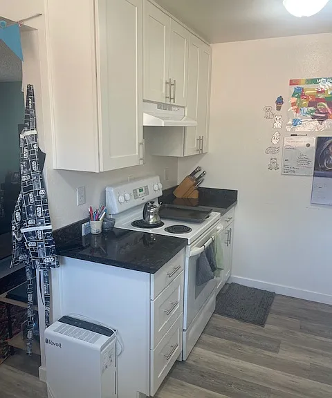 8541 Phinney Ave N #6 — Photo 2