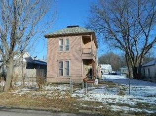 1439 N 13th St, Saint Joseph, MO 64505