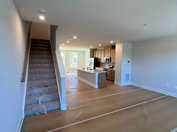 4th image of 10135 Blue Wing Ln #C18
