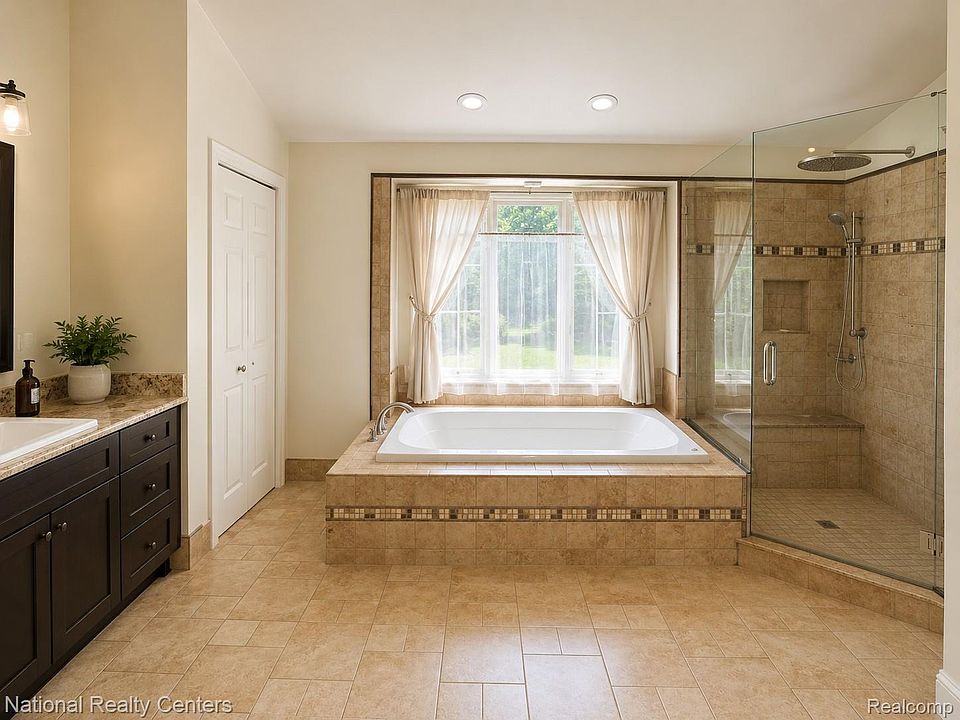 3380 Benstein Rd, photo 15