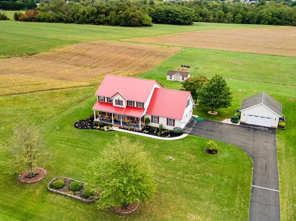 195 Two Taverns Rd, Littlestown, PA 17340