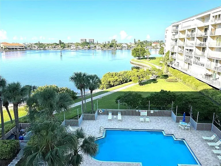 7872 Sailboat Key Blvd S #405 — Photo 29