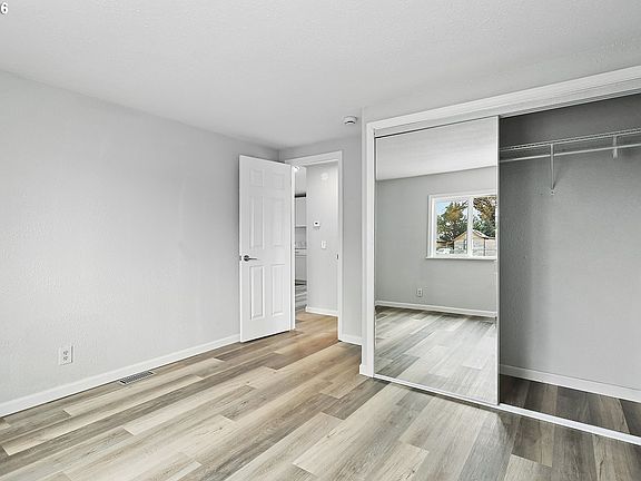 5th image of 301 E Court St