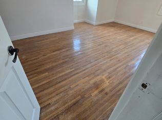 100 Morris Pkwy #2, Valley Stream, NY 11580