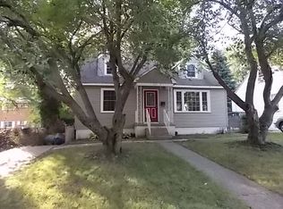 248 W Linden Ave, Lindenwold, NJ 08021