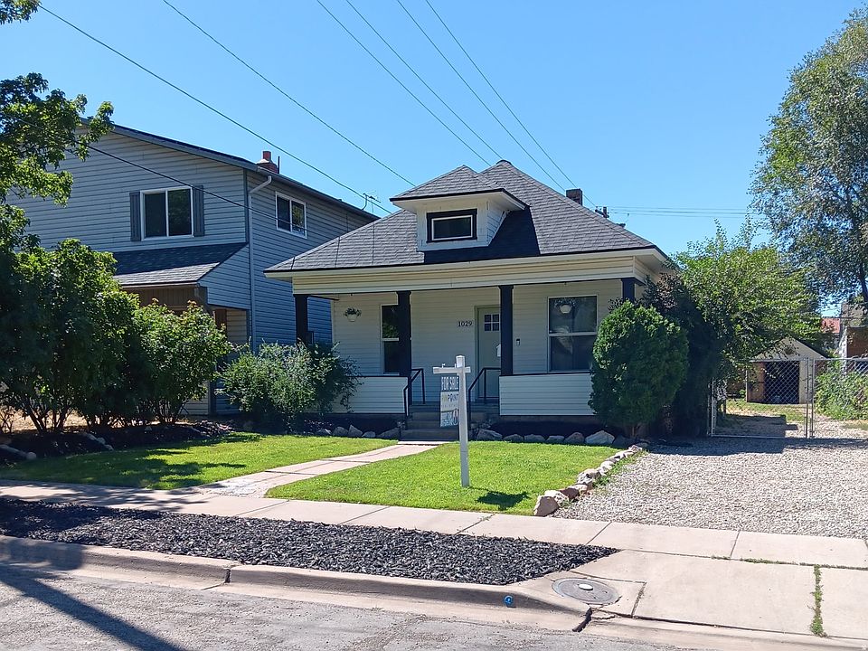 1st image of 1029 Capitol St