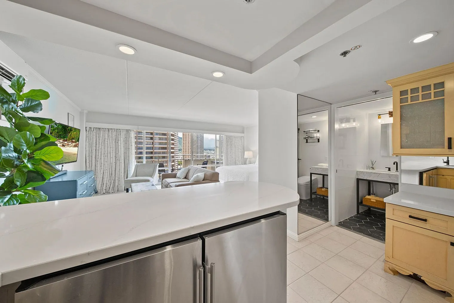 1 bed, 1.0 bath, 495 sqft, $7,025 — Photo 1