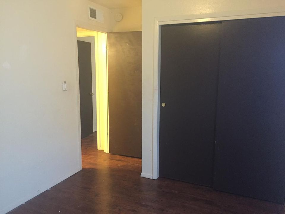 1st image of 3517 Tulane Dr NE APT 3
