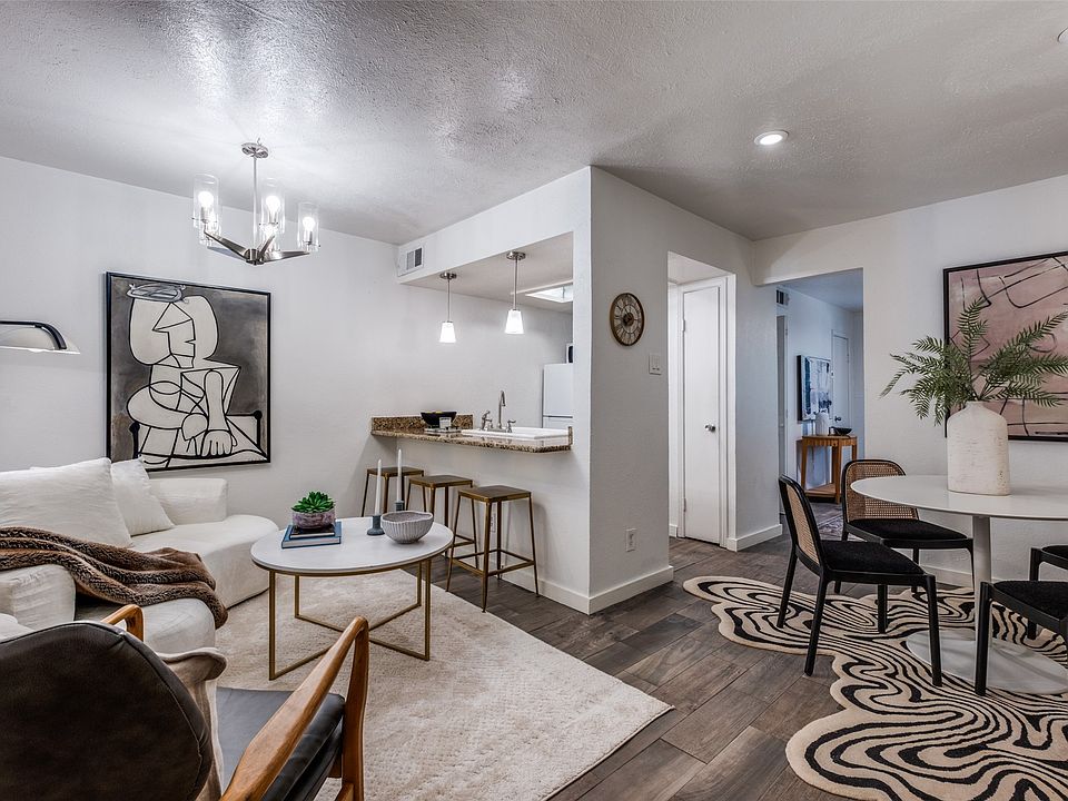 1st image of 4525 Gilbert Ave APT 204