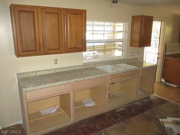 4th image of 6840 Marna Ln