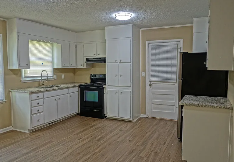 2505 Piney Branch Rd NW — Photo 2