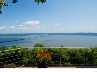 69 Tweed Blvd, Nyack, NY