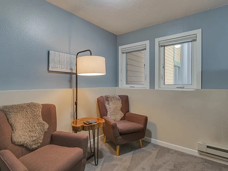 15 Granite St — Photo 22