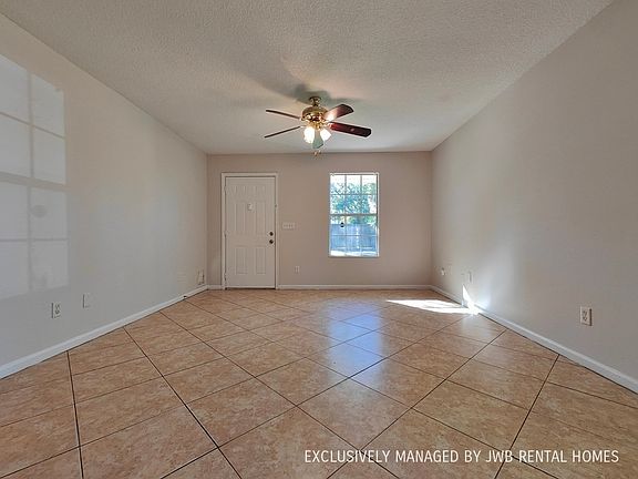 5th image of 2027 Ashland St