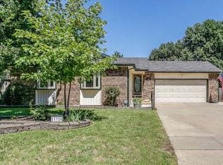 11326 W Cindy St, Wichita, KS 67212