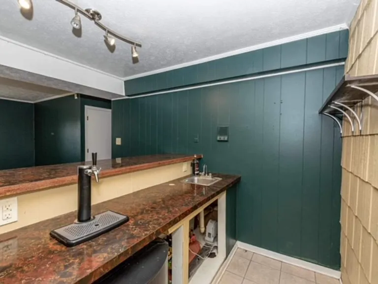 2620 Lesa Ln — Photo 13