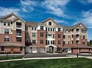 200 Regency Dr, Fishkill, NY 12524