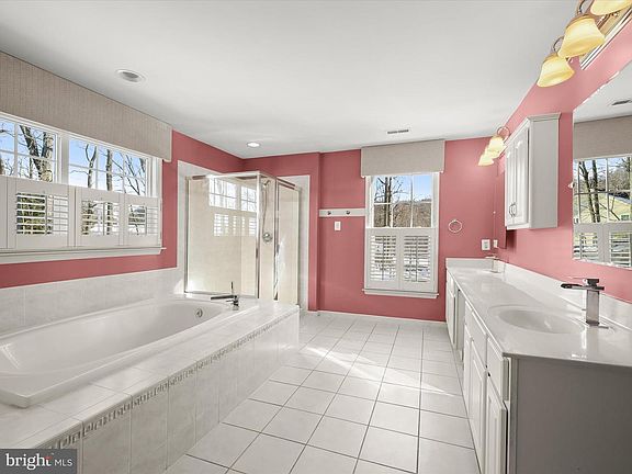 5th image of 12304 Hungerford Manor Ct