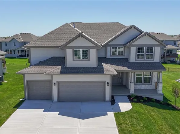 2673 W Park St, Olathe, KS 66061