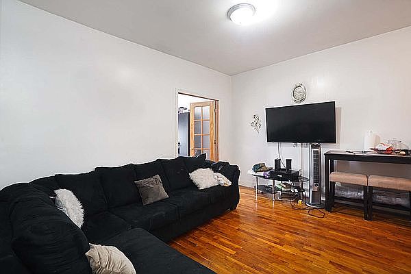 1st image of 2232 1st Ave #5C