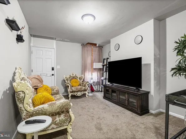 2236 Orleans St, Baltimore, MD 21231