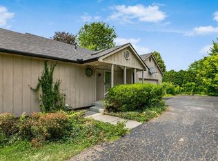 1320 Francisco Rd, Columbus, OH 43220