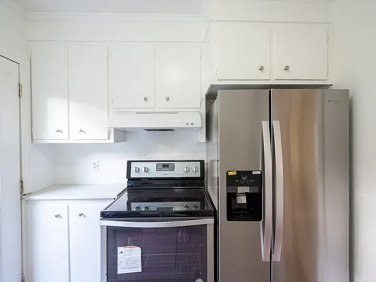 47 Laurens Street — Photo 10