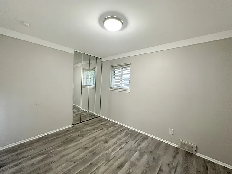 4236 Joliet Ave — Photo 14
