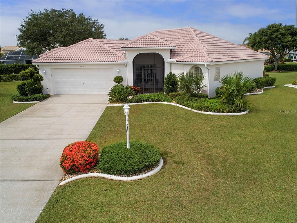 1945 S Pebble Beach Blvd #26