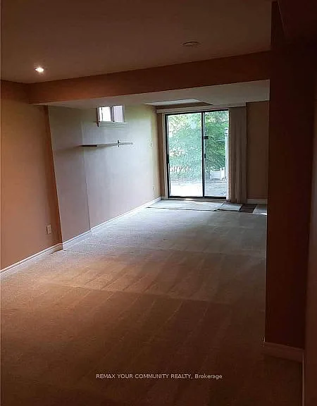 243 Glenway Cir — Photo 10