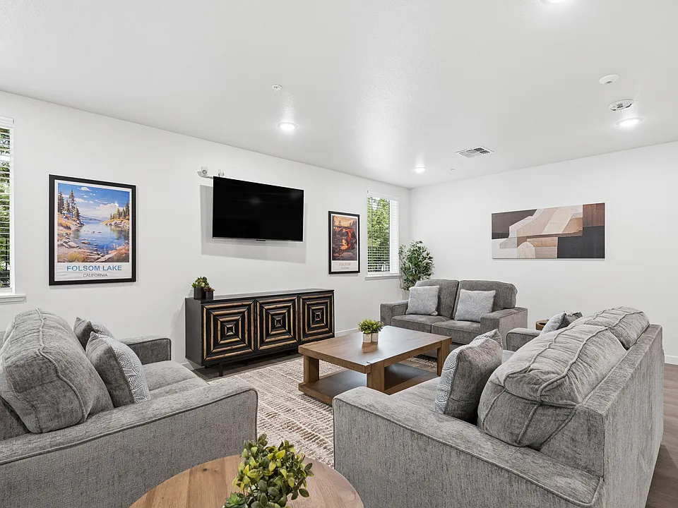 Harrington Grove