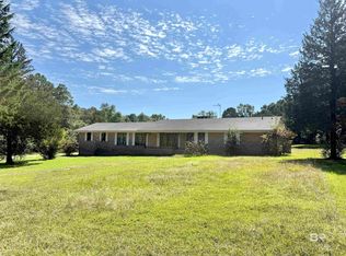 8021 Yorkhaven Rd, Mobile, AL 36695