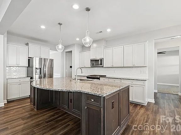 5th image of 15311 Red Canoe Way