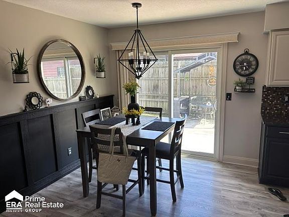 2nd image of 5521 Meadowcrest Dr