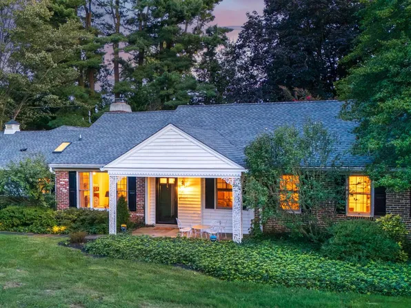 598 Cricket Ln, Wayne, PA 19087