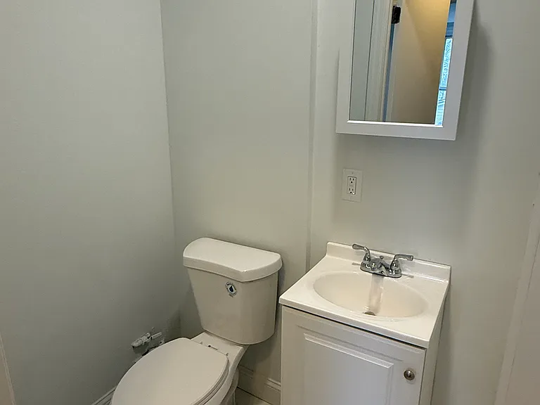 168 Hillside Ave #2S — Photo 8