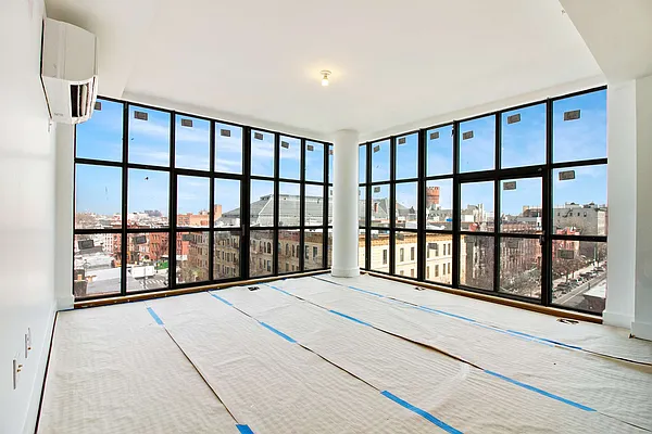 Rented by EXR | media 23