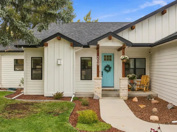 209 Ranch Acres Dr, Loveland, CO 80538