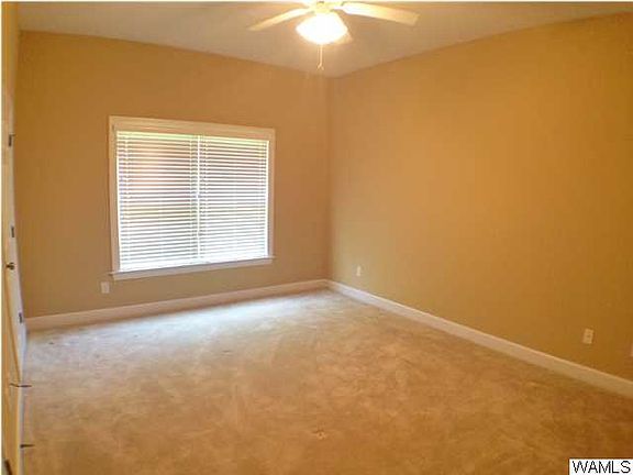 2nd image of 4733 Bluegrass Pkwy