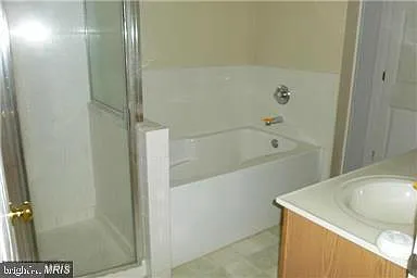 1729 Barnett Ct — Photo 6