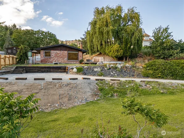 3047 Hedding Street, Entiat, WA 98822