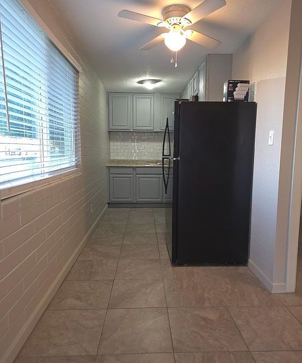 1st image of 624 E Roosevelt Ave APT 6