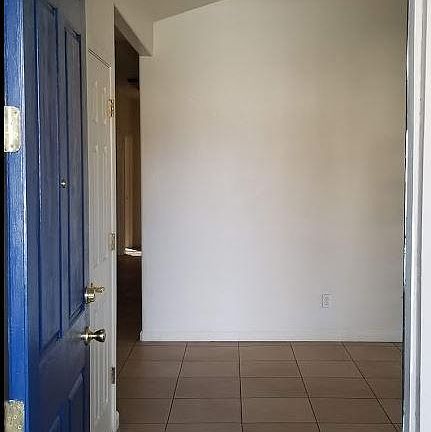 5th image of 1442 Donati Cir